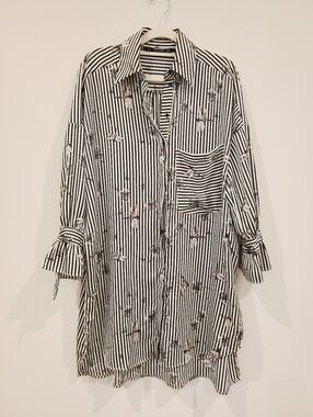 Zara Basics Black And White Striped Dragon Fly Print Oversized Button Down Tunic